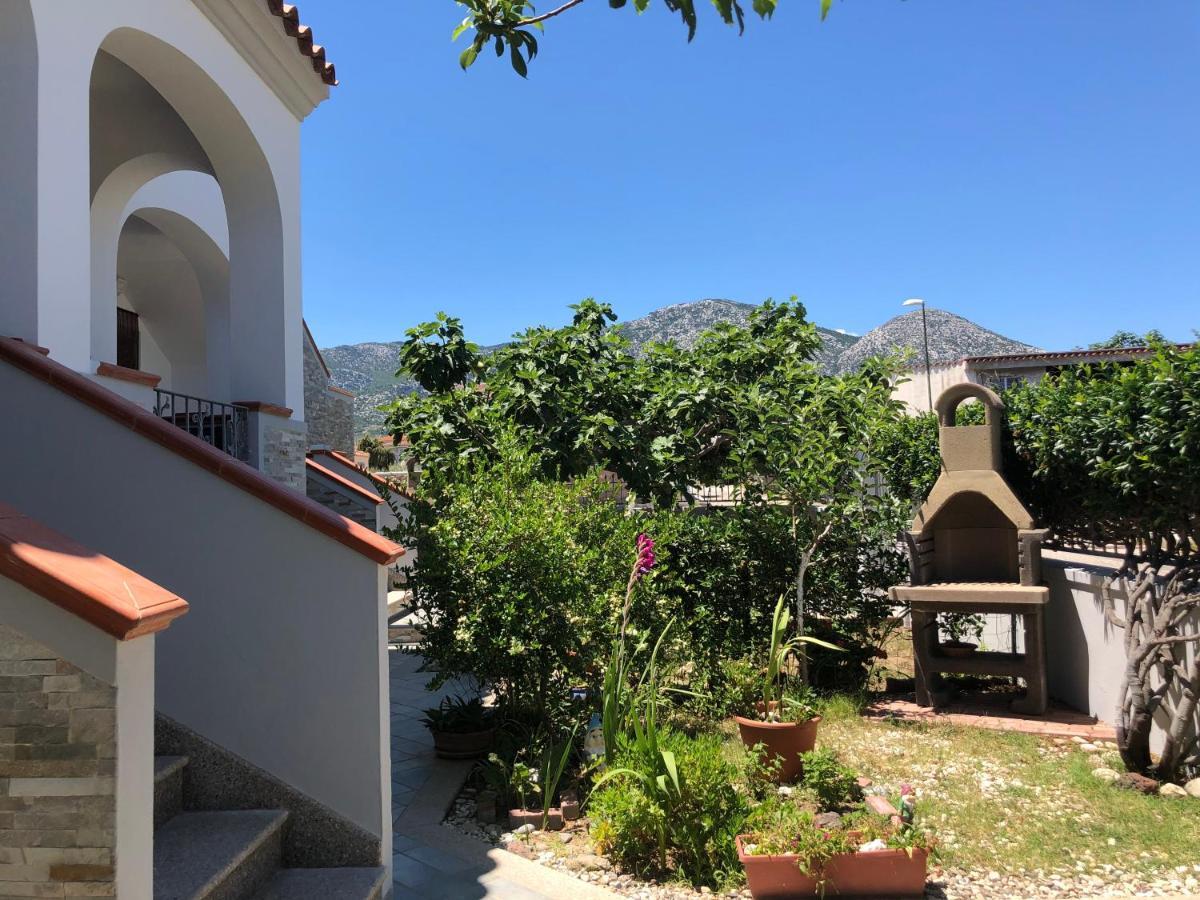 Appartamento In Villa Andreina Orosei Εξωτερικό φωτογραφία